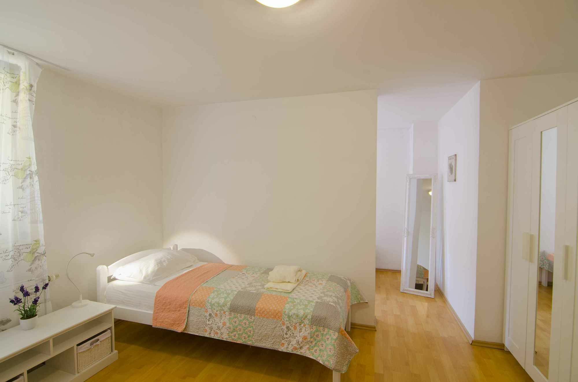 Aura Guesthouse Ljubljana Ngoại thất bức ảnh