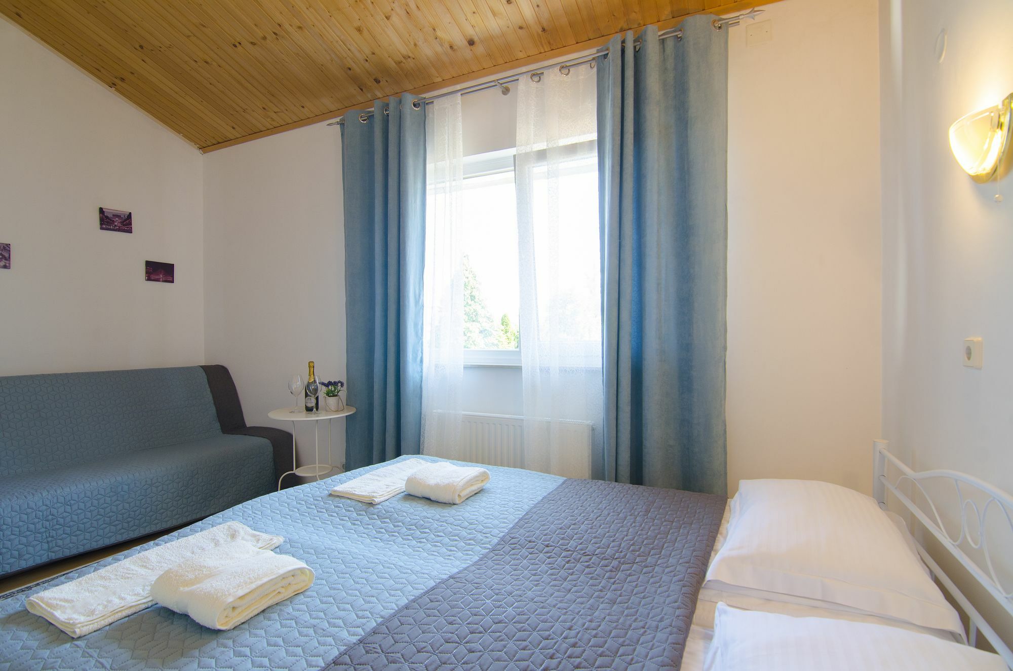 Aura Guesthouse Ljubljana Ngoại thất bức ảnh